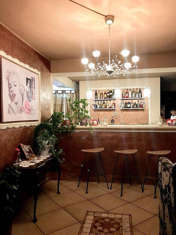 Villa Anna Castrocielo Екстериор снимка