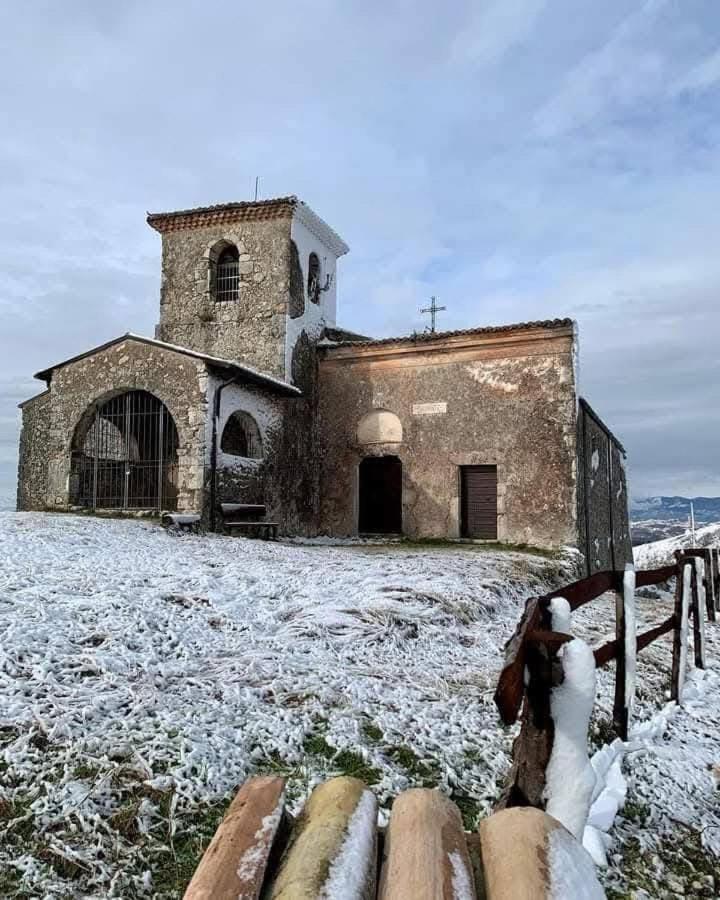 Villa Anna Castrocielo Екстериор снимка